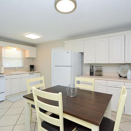 Canal 313 - Right In Siesta Key Village! Exterior photo