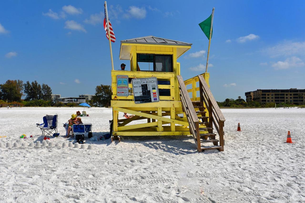 Canal 313 - Right In Siesta Key Village! Exterior photo