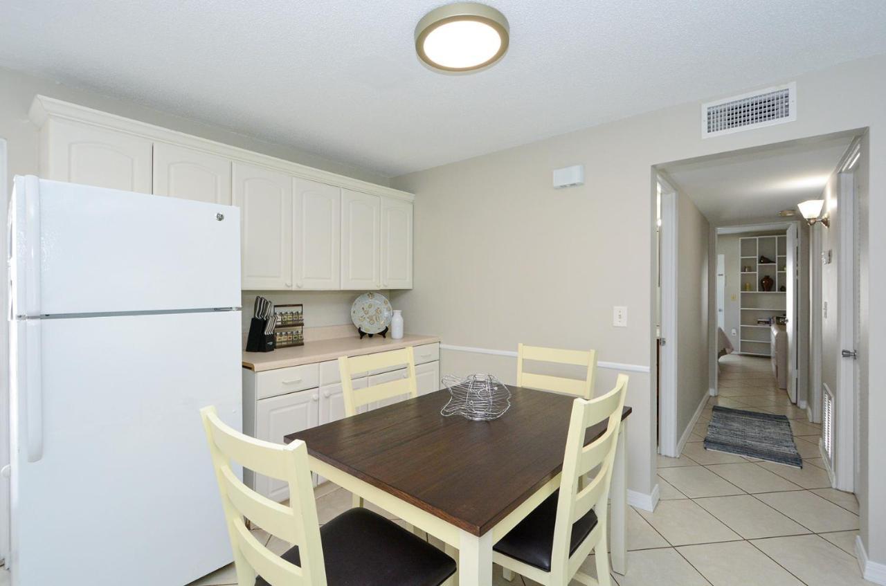Canal 313 - Right In Siesta Key Village! Exterior photo